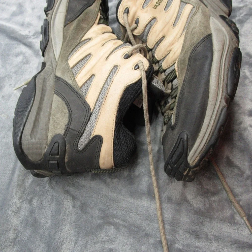 Vasque Stealth GTX Boots Men 14M Hiking Gray XCR GoreTex Waterproof Leather 7388